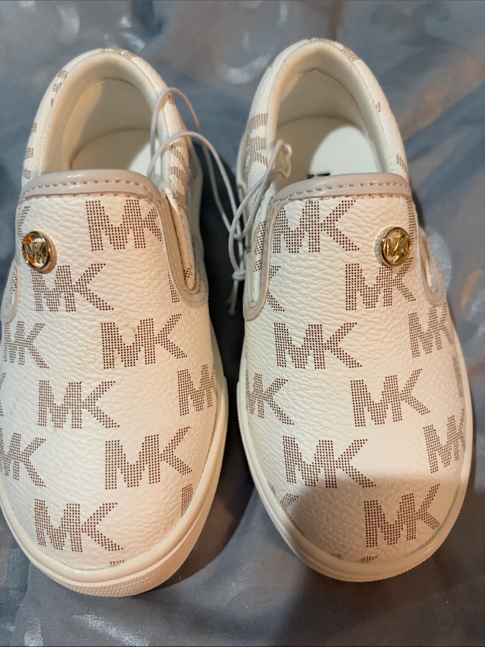 Michael Kors Toddlers Cream/Gold MK Logo Slip-On Sneakers